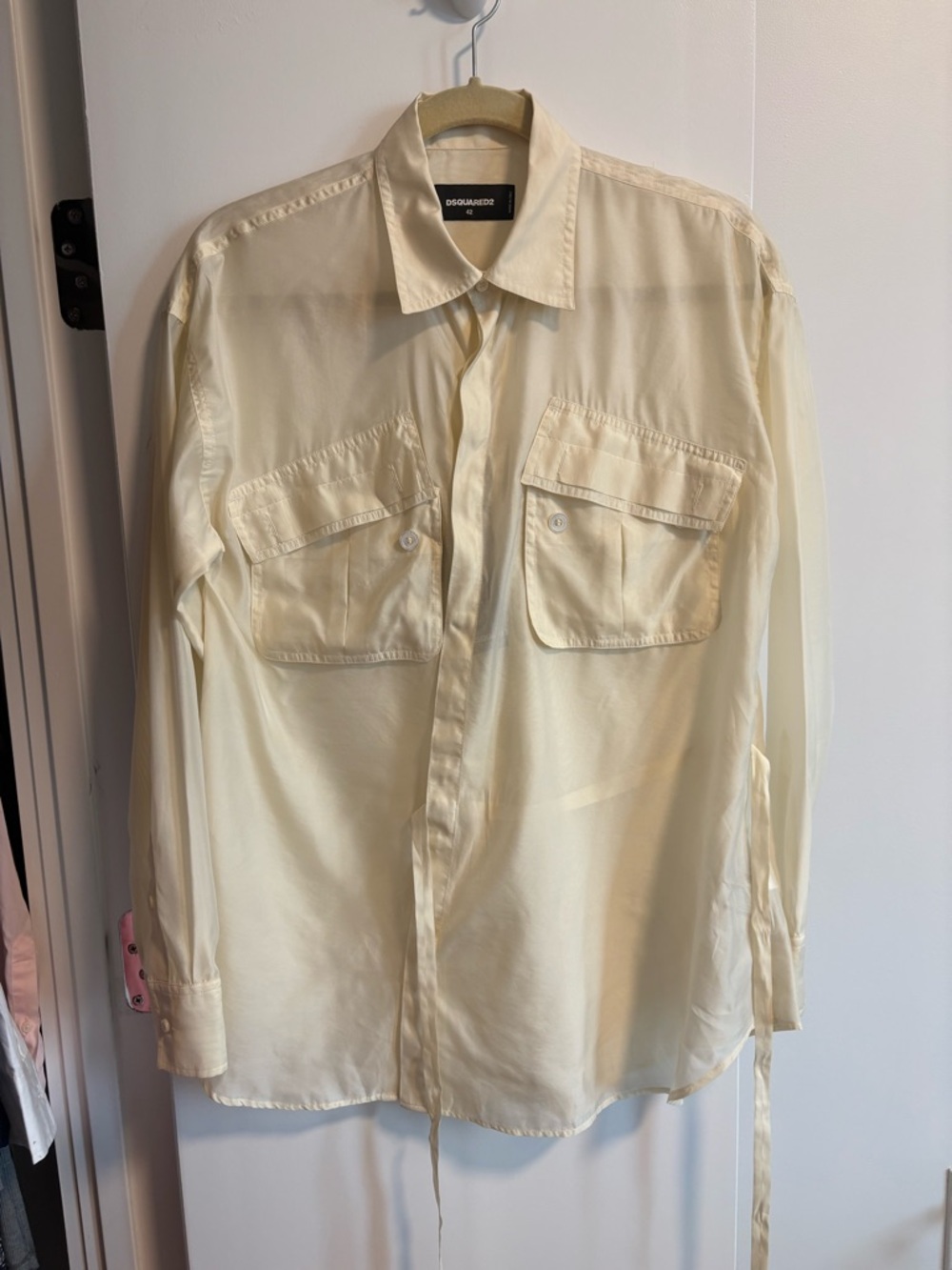 DSQUARED2 - SZ IT 42 - US 6/8 - Sheer Cream-Tone Shirt with Tie Side